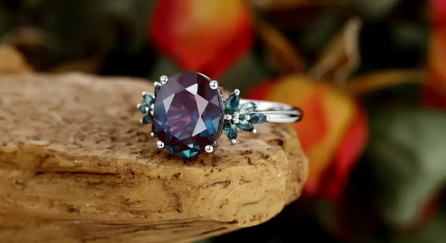 A stunning oval alexandrite stone ring, showcasing its color-changing magic. The alexandrite stone meaning is transformation and balance.
